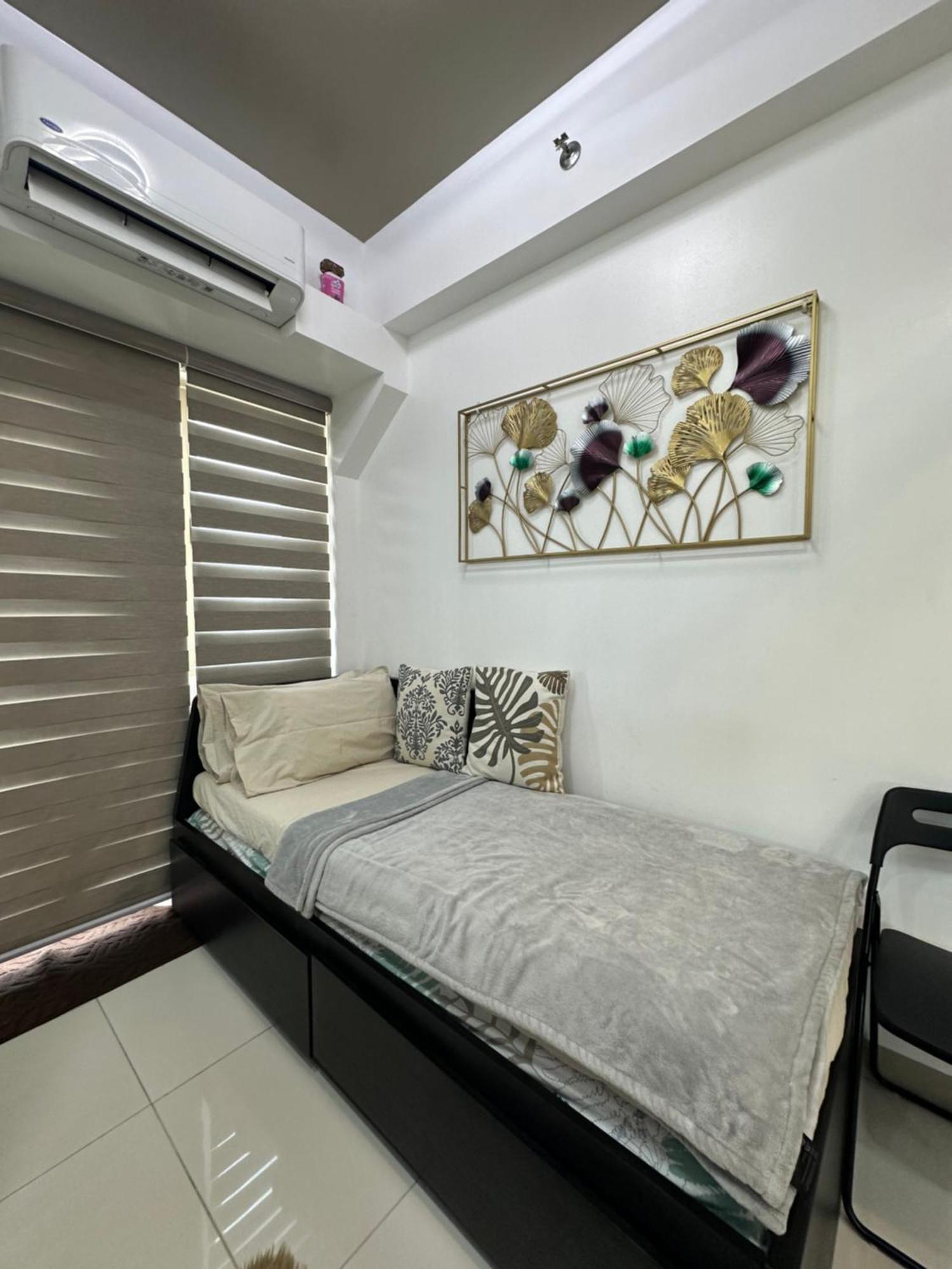 Chen'S Cozy 2Bedroom @ Coast Residences Манила Екстериор снимка